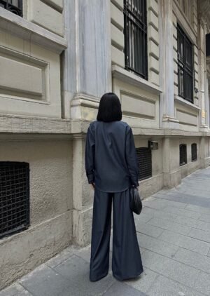 Alternative view of Τζιν Σετ