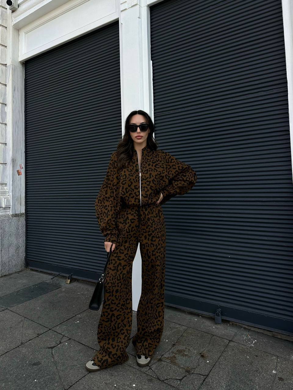 Σέτ Λεοπάρ Φόρμα