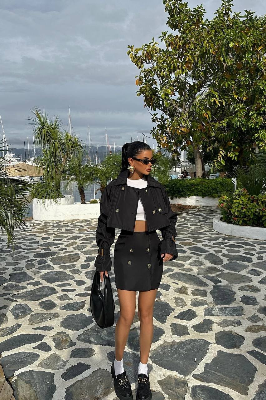 Cropped Black Trench Set - Image 2