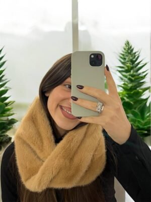 Alternative view of Soft Cloud – Γούνινη Λαιμουδιέρα σε 4 Χρώματα