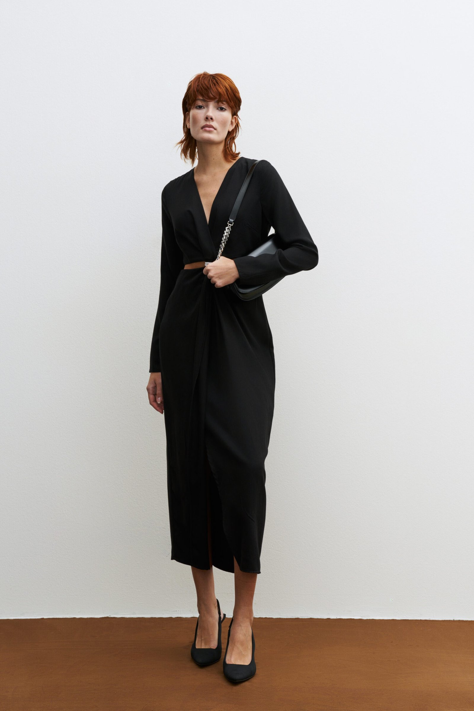 Long sleeve φόρεμα με V-λαιμό μαύρο - Image 3