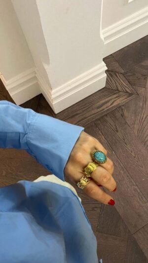 Χρυσό Δαχτυλίδι με Γαλάζια Πέτρα