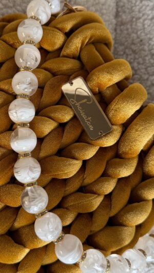 Alternative view of Velvet golden Marshmallow