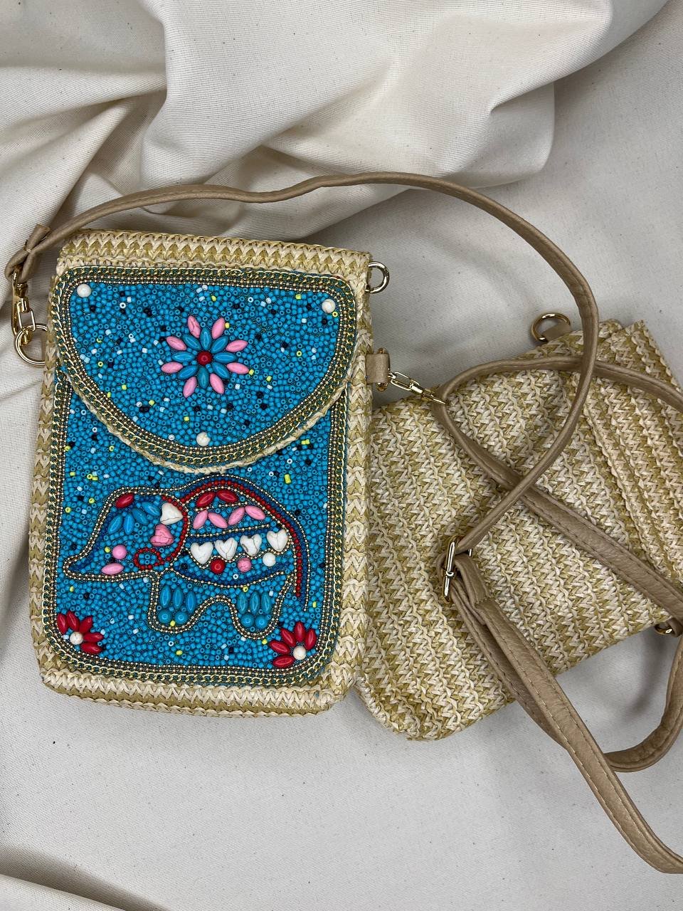 Τσαντάκι με Χάντρες & Σχέδιο Ελέφαντα