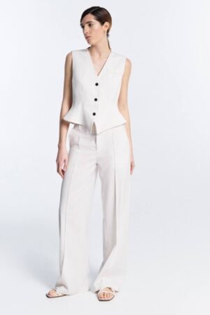 Alternative view of Λευκό Μεσάτο Γιλέκο με Μαύρα Κουμπιά