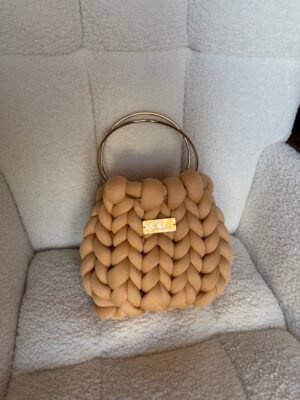 Alternative view of Πλεκτή χειροποίητη τσάντα με μεταλλικά χερούλια Marshmallow