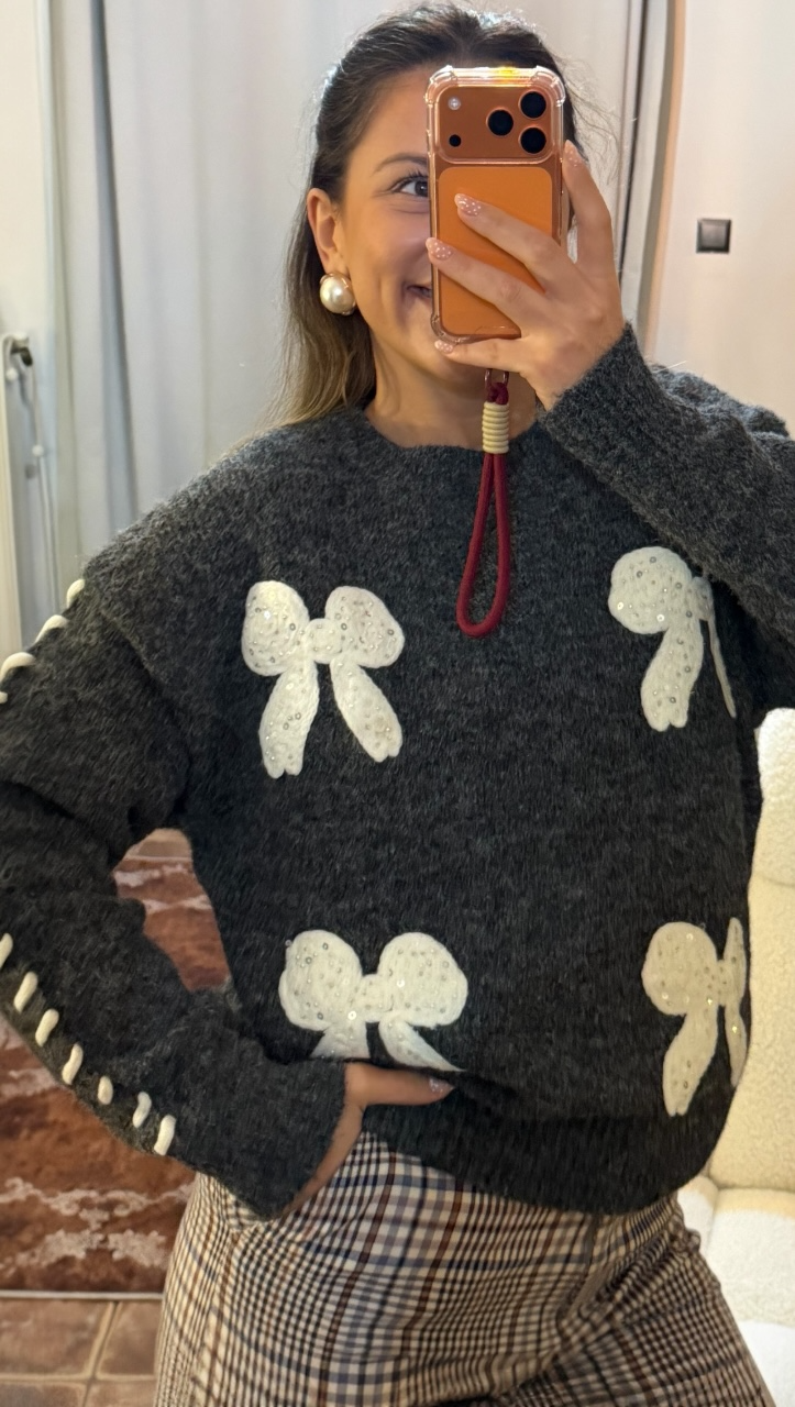 Πλεκτό Πουλόβερ με Φιογκάκια - Image 4