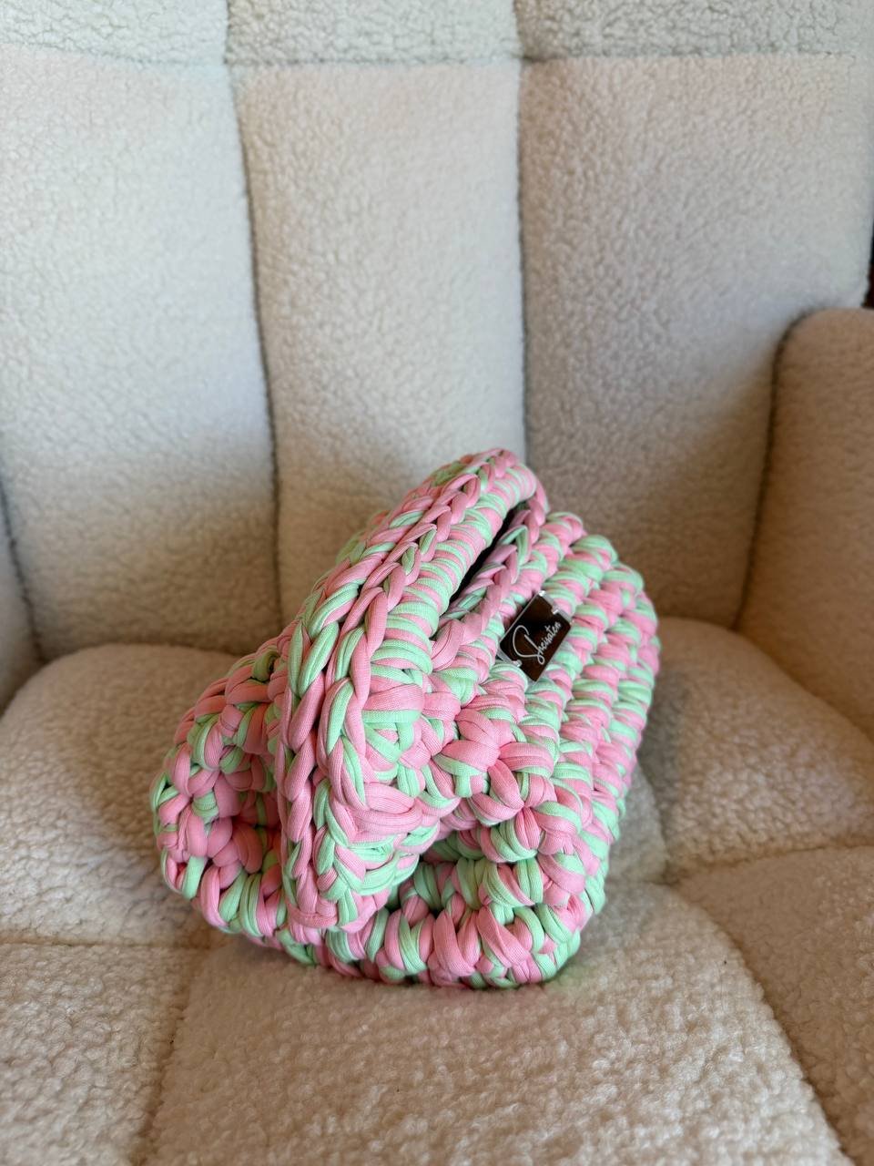 Bubblegum Clutch Bag - Image 3